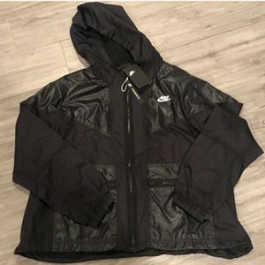 NIKE WINDBREAKER